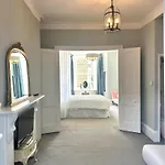 Classically Elegant Designer Apartment